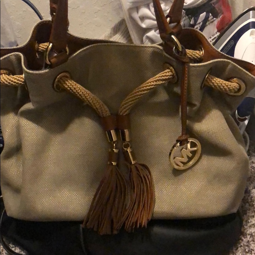 MK purse